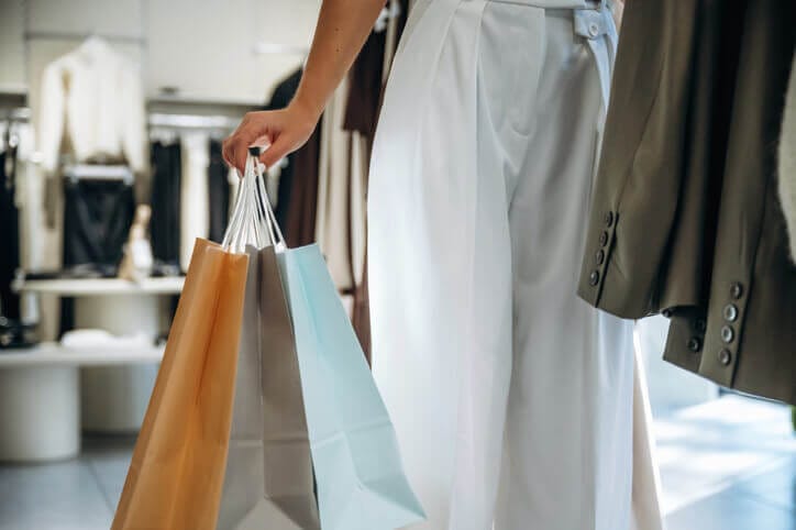 Leia mais sobre o artigo Comportamento do consumidor em tempos de crise: por que as pessoas continuam comprando mesmo em cenários de incerteza